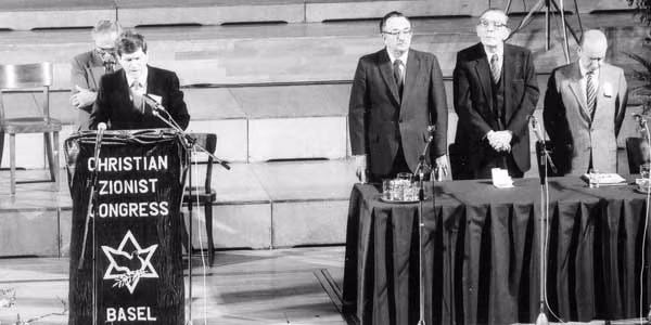 사실상 현대 기독교에 가장 악영향을 끼쳤다는 책 7