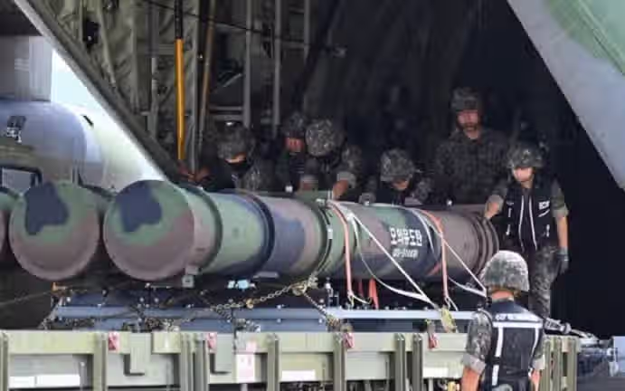 [단독] UAE 고위 관료 "한국발 요격미사일 30기 도착" 천궁-Ⅱ '총알 배송' 3