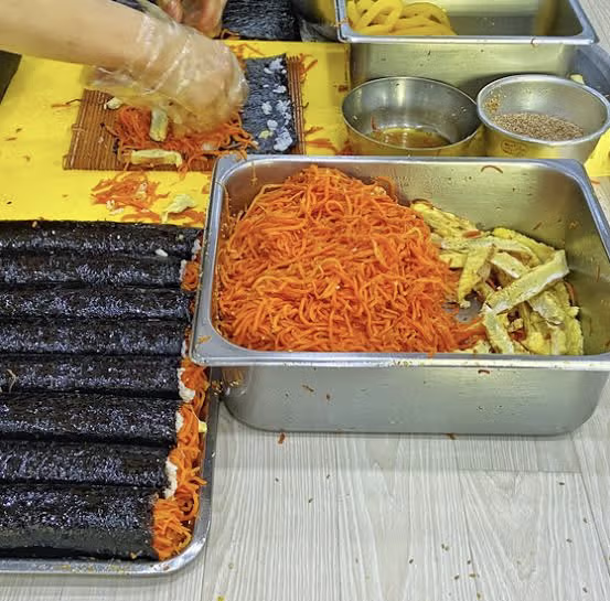 하루에 1000줄씩 팔린다는 김밥 2