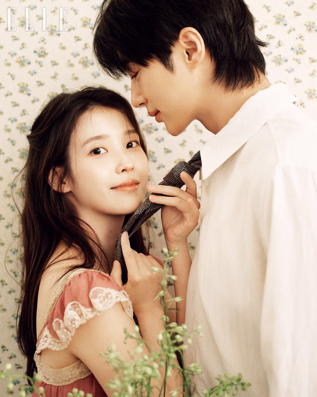 웨딩 컨셉 아이유 x 변우석 <엘르> 커플 화보 3