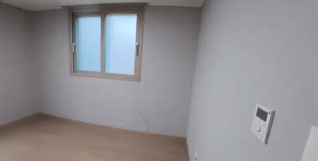 인생 첫 사무실 공개한 김선태 3