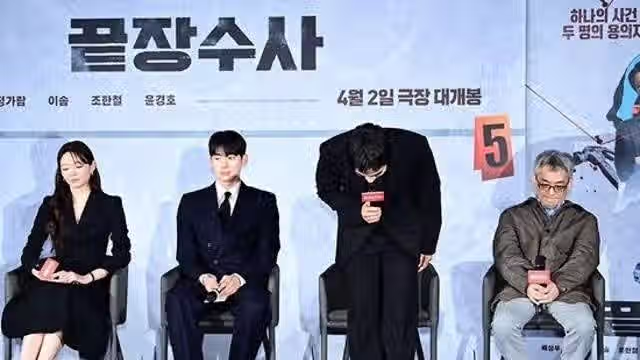 출연배우의 음주운전으로 7년만에 개봉한다는 영화 2