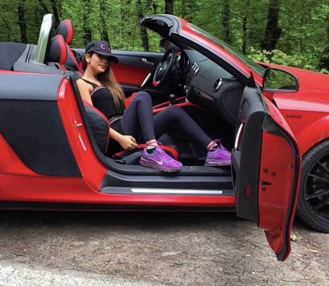 이란서민들은 인간고기방패,혁명수비대 자녀들은 미국 유럽 초호화생활 6