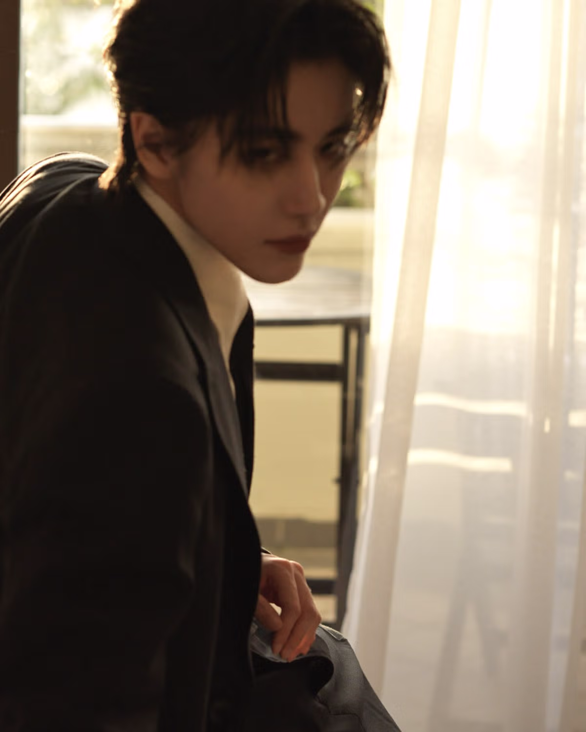 잘생긴 걸로 유명해서 팬미팅까지 한 코스플레이어...jpg 8