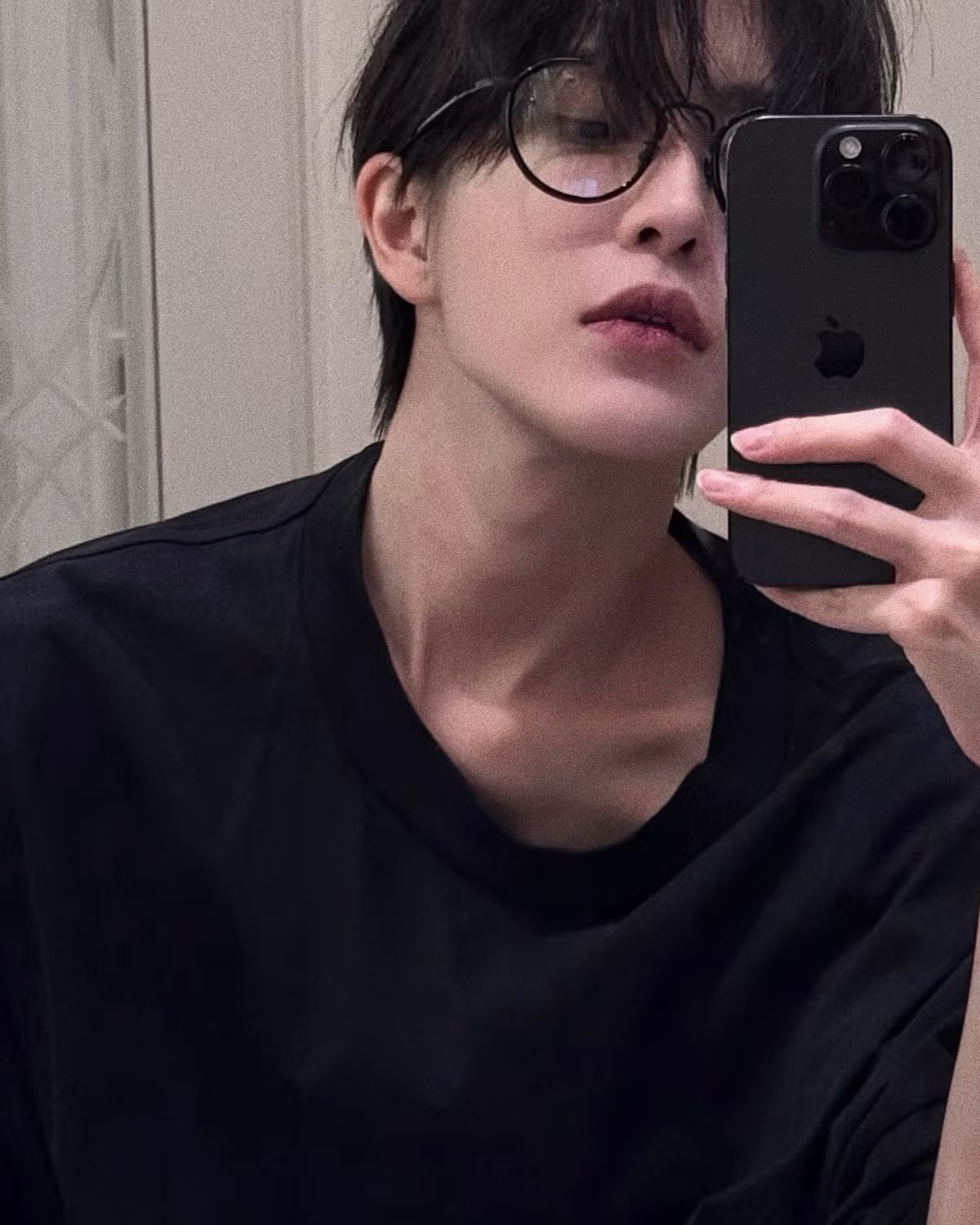 잘생긴 걸로 유명해서 팬미팅까지 한 코스플레이어...jpg 9