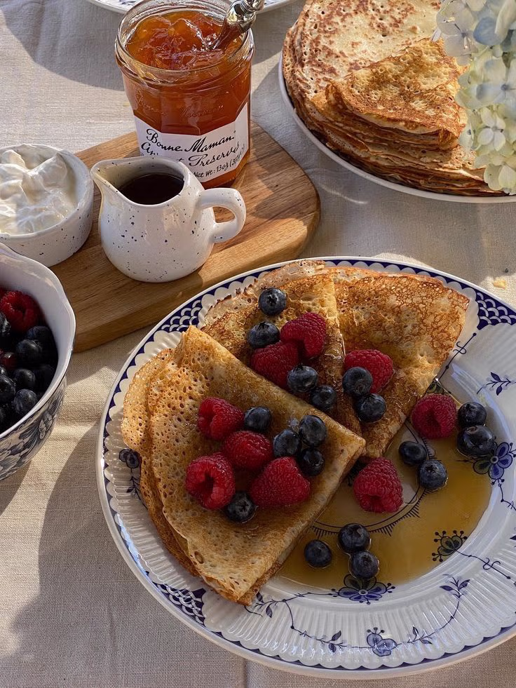 러시아에서 아침 식사로 많이 먹는다는 팬케이크 4