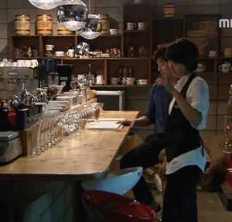 "널 가지려고 내 인생에서 뭘 내던졌는지 넌 몰라" 12