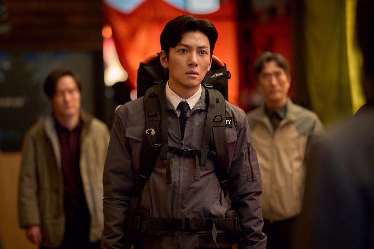 🧟‍♂️🧟‍♂️ <군체> 공식 보도스틸 공개 8