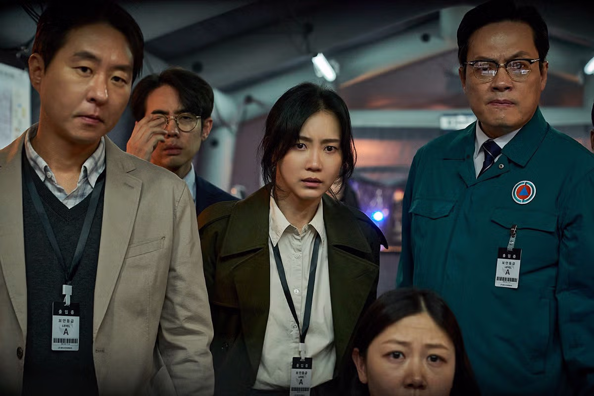 🧟‍♂️🧟‍♂️ <군체> 공식 보도스틸 공개 11