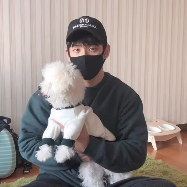 온라인서 블랙핑크 지수 '친오빠' 언급+사진 속출…왜? 2