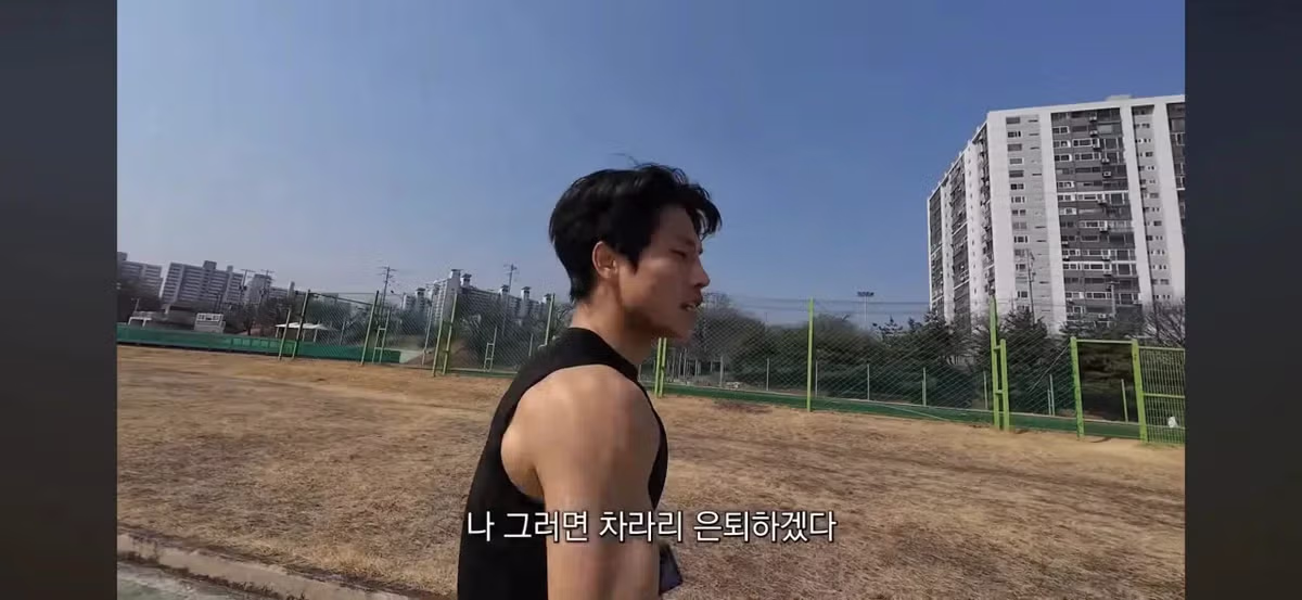 운동 선수에게 뒷돈을 요구한 상무 관계자 12