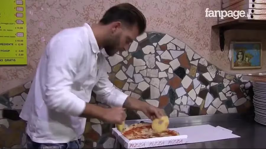 이탈리아 나폴리 , 실제 파인애플 피자 실험.jpg 4