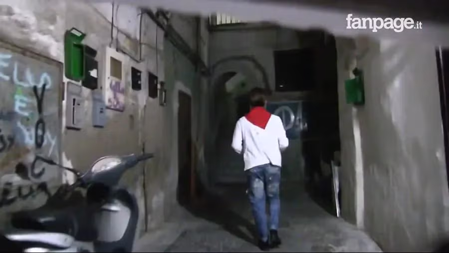 이탈리아 나폴리 , 실제 파인애플 피자 실험.jpg 5