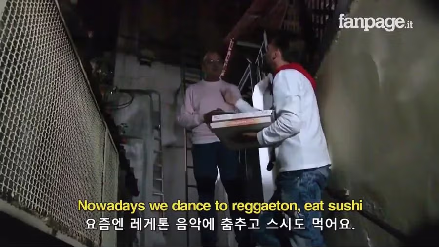 이탈리아 나폴리 , 실제 파인애플 피자 실험.jpg 15