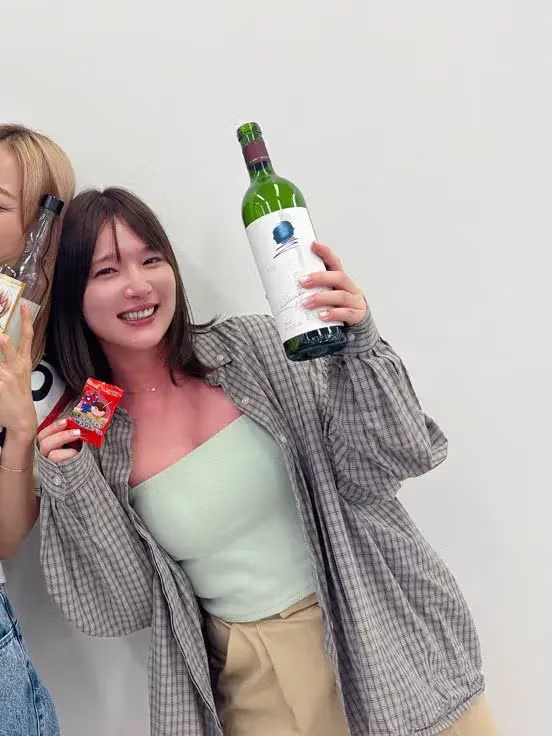 와인만 마셔도 홍익인간이 되어버리는 일본 여자 성우 2