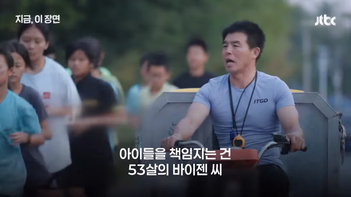 30년간 300명 입양한 중국 '슈퍼 아빠'…"뿌린대로 거둔다" 9