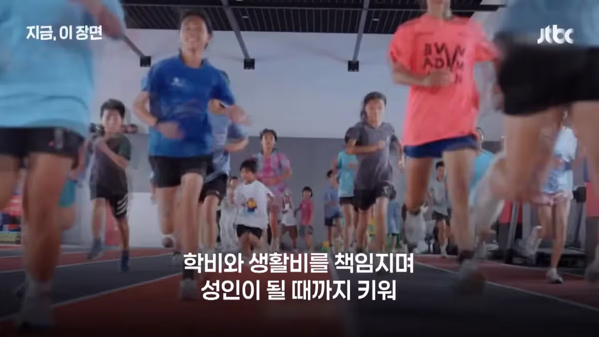 30년간 300명 입양한 중국 '슈퍼 아빠'…"뿌린대로 거둔다" 17