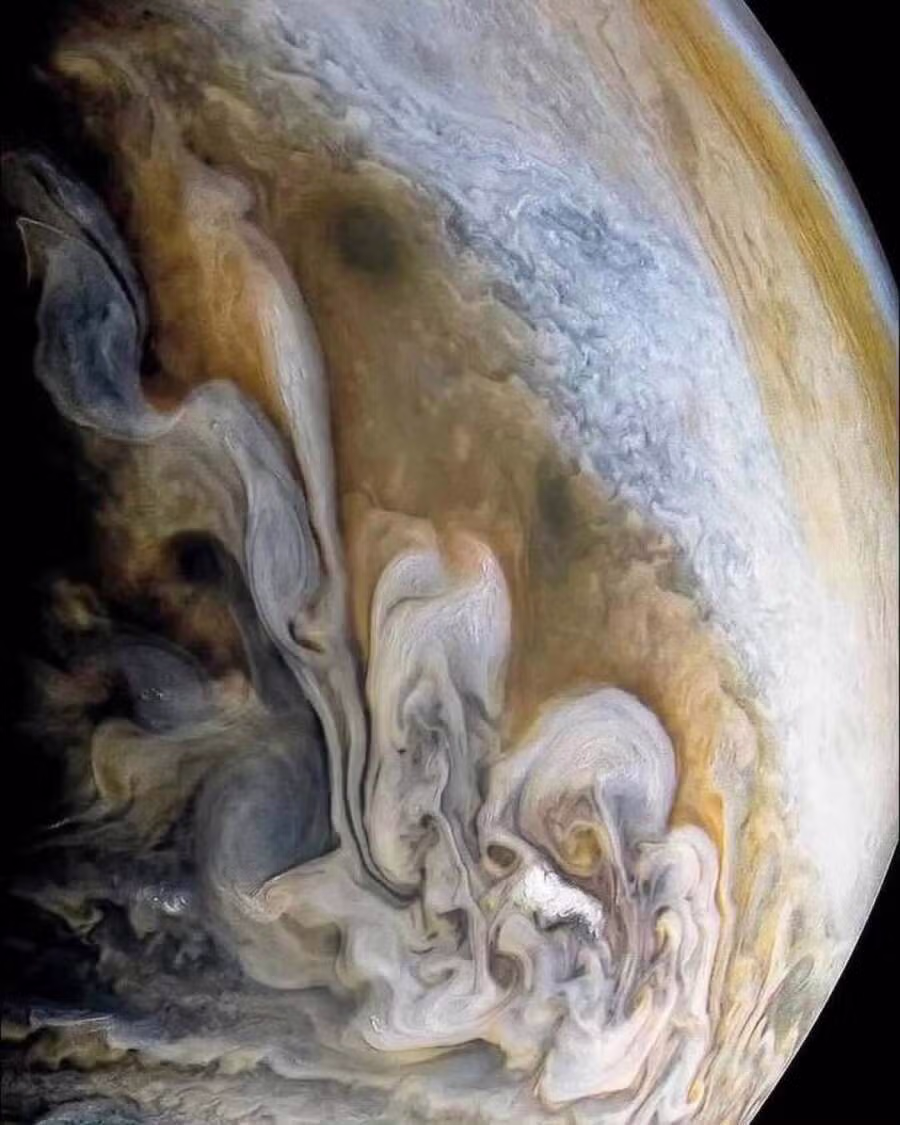 최근 나사가 공개한 선명한 목성사진 3