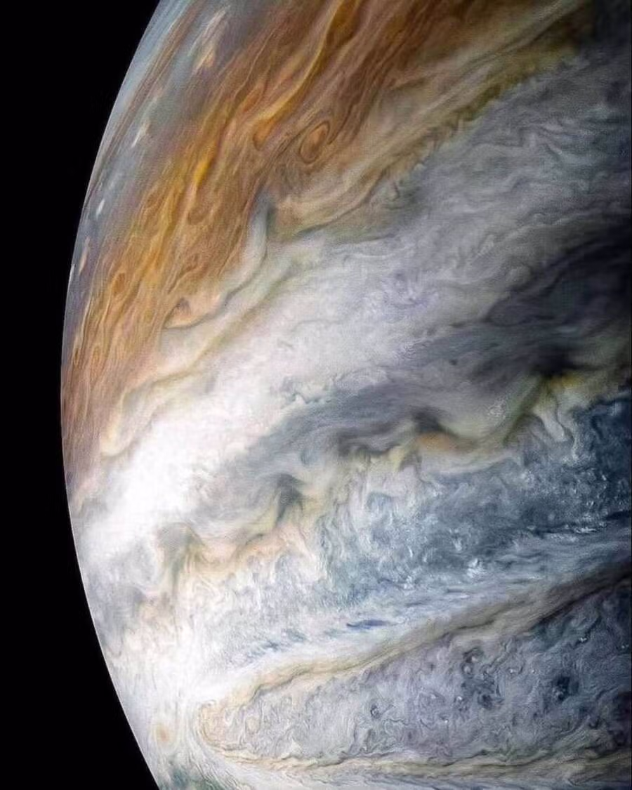 최근 나사가 공개한 선명한 목성사진 4