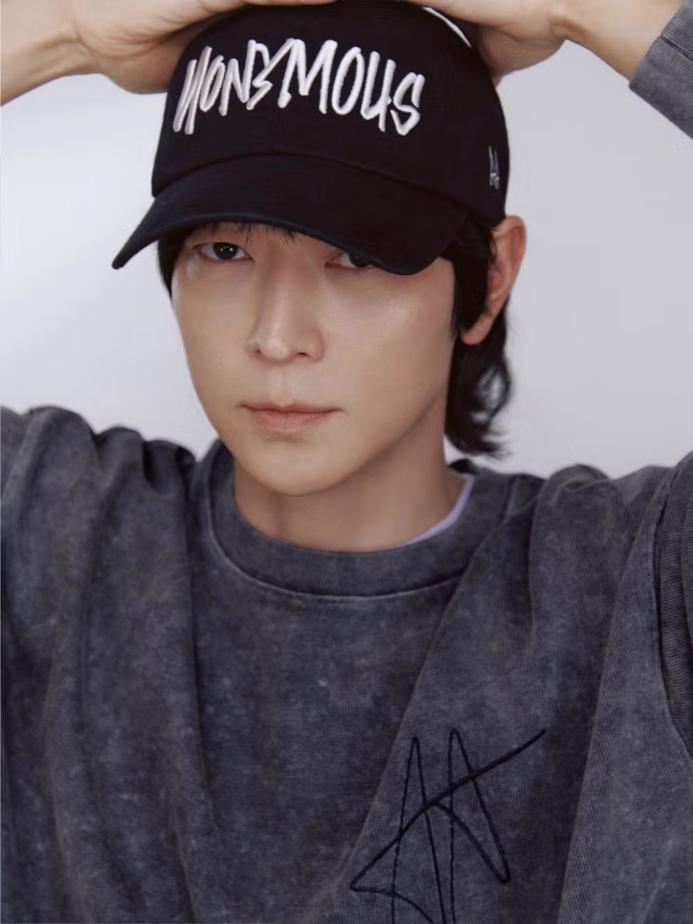 강동원 쇼핑몰 4월에 올라온 새 사진들 - 밈카세