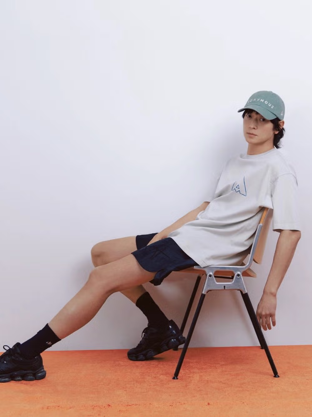 강동원 쇼핑몰 4월에 올라온 새 사진들 - 밈카세