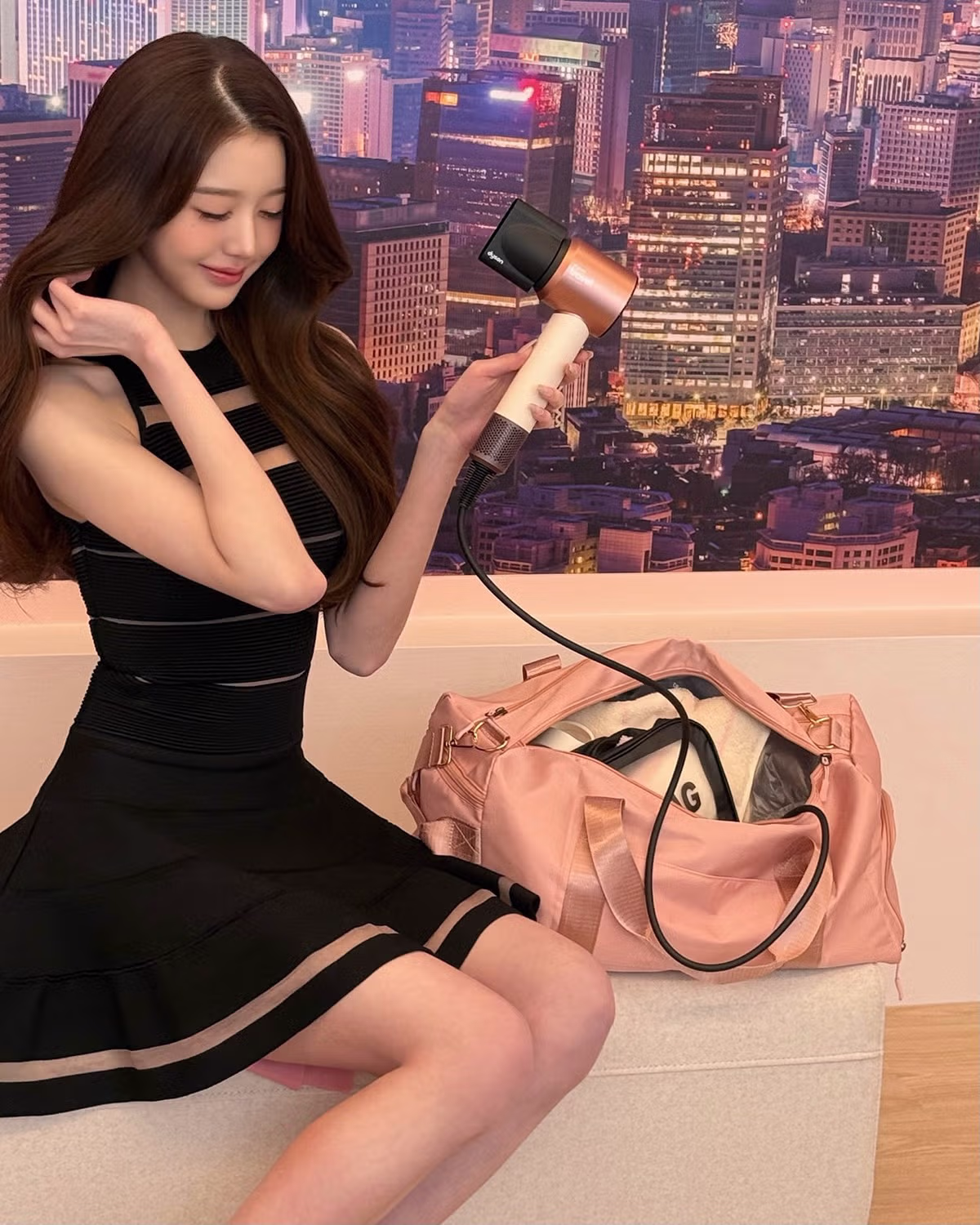 아이브 장원영 공주 인스타 업뎃 - 밈카세