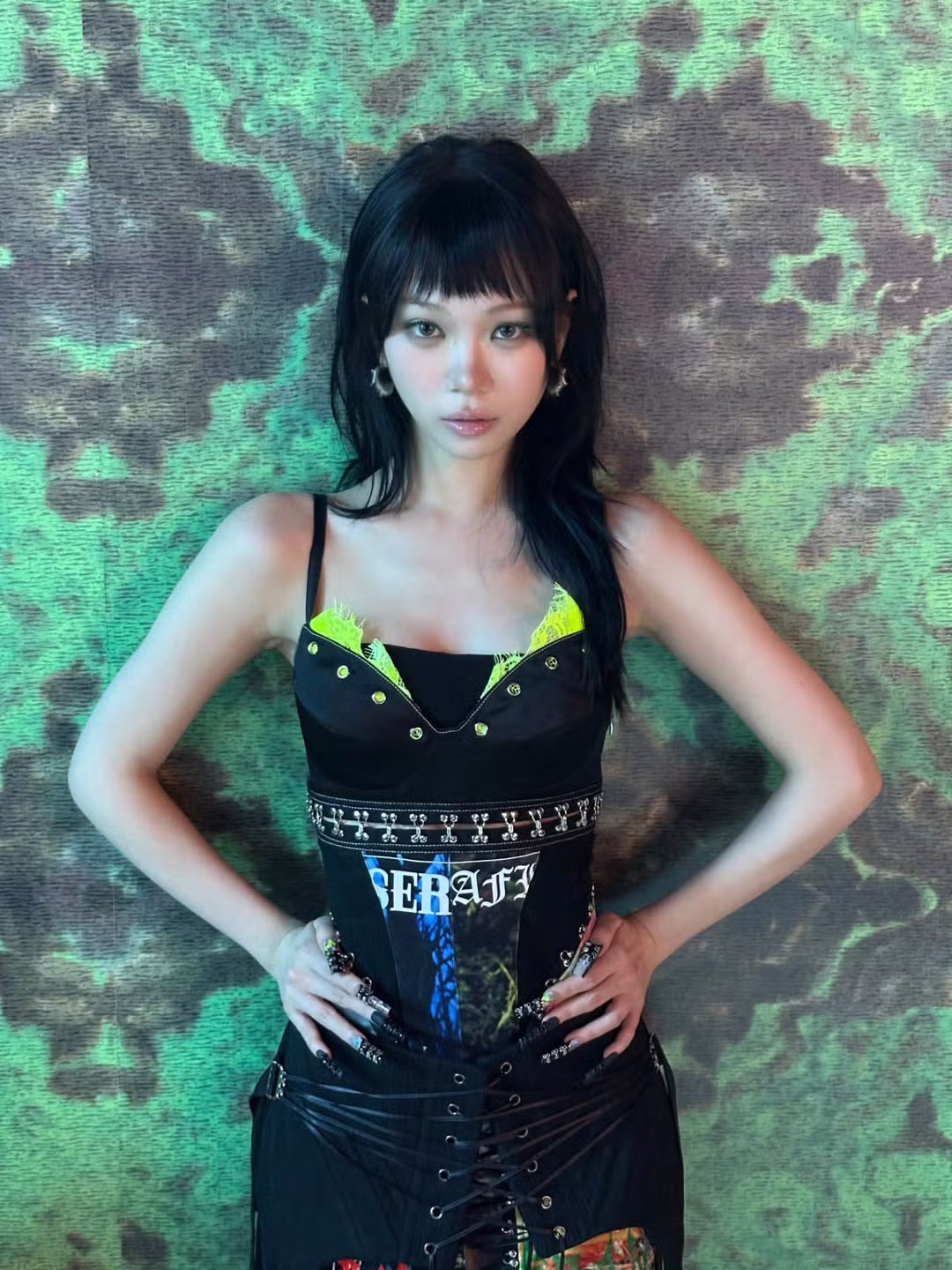 르세라핌 김채원 근황.jpg - 밈카세