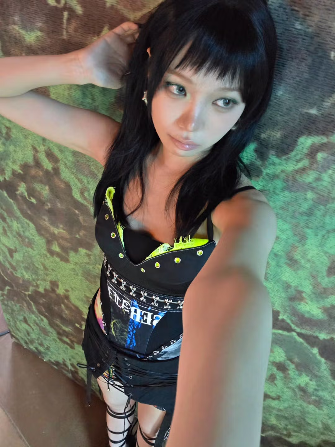 르세라핌 김채원 근황.jpg - 밈카세