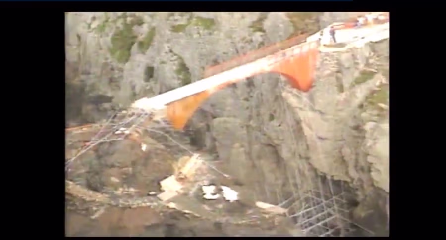 경남 통영시 무허가 건물. JPG - 밈카세