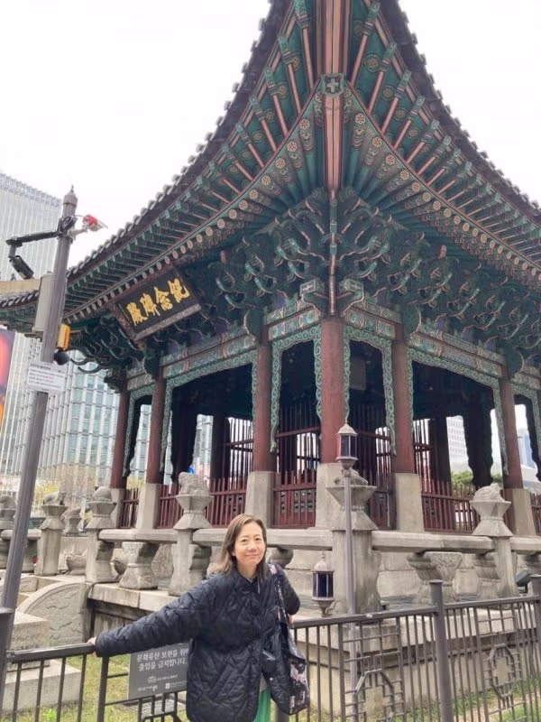 34년 전 한국에서 사진을 찍은 일본 여성 - 밈카세