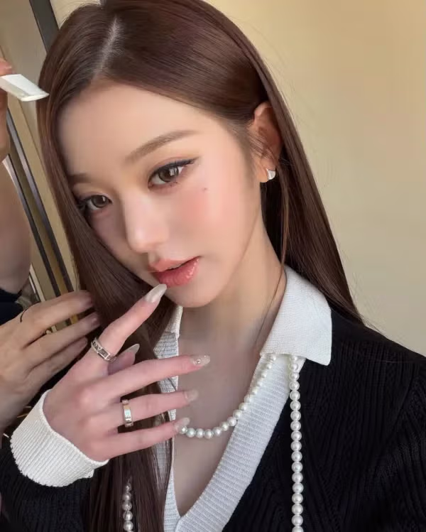 아이브 장원영 공주 인스타 업뎃 - 밈카세