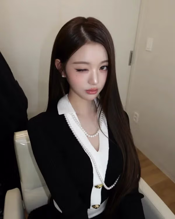 아이브 장원영 공주 인스타 업뎃 - 밈카세