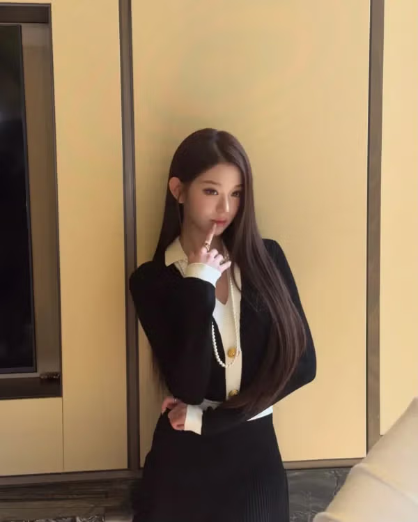 아이브 장원영 공주 인스타 업뎃 - 밈카세