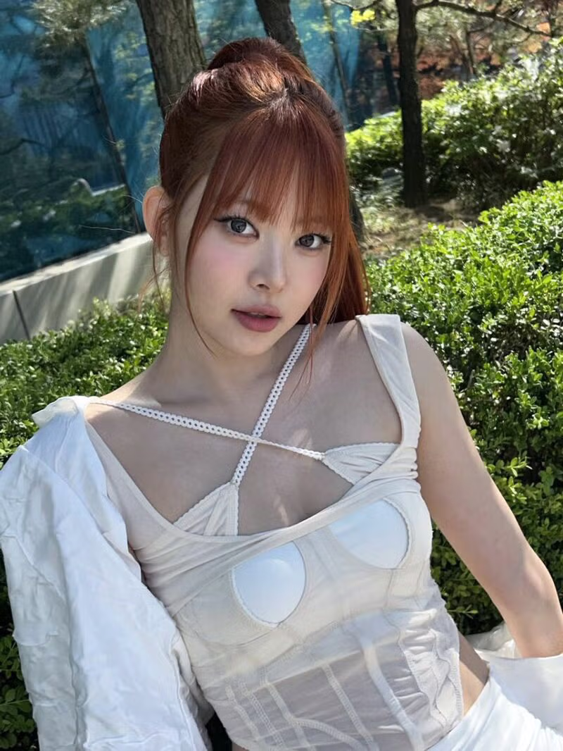 르세라핌 홍은채 - 밈카세