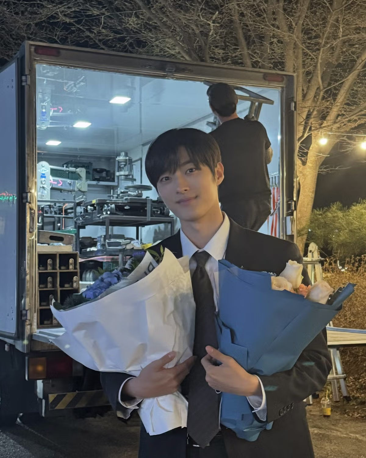 실제로 남돌 데뷔 준비 했었다는 넷플 <기리고> 남자 주인공...jpg - 밈카세