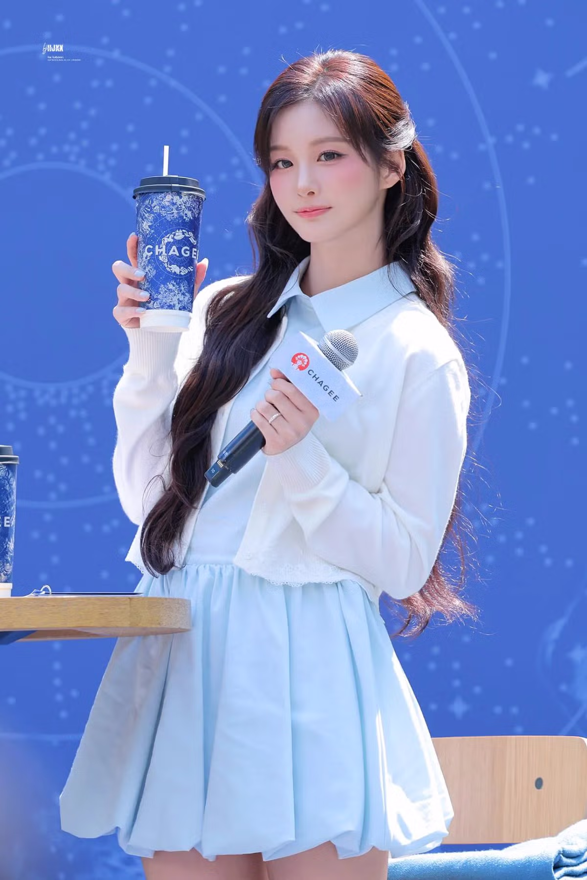 오늘 차지 밀크티 오픈 행사에서 미모 갱신한 엔믹스 설윤.JPG - 밈카세