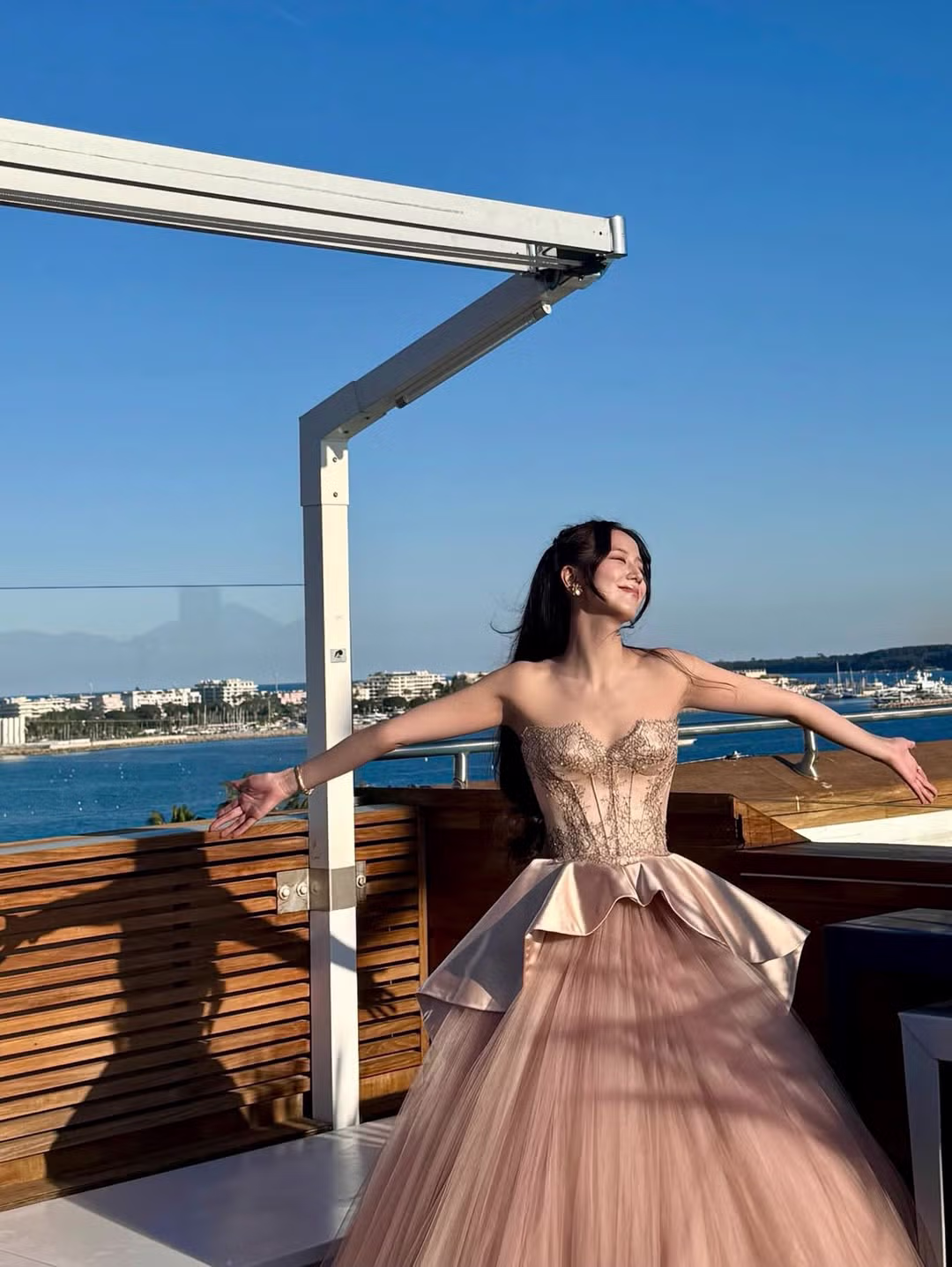 블핑 지수 근황.jpg - 밈카세