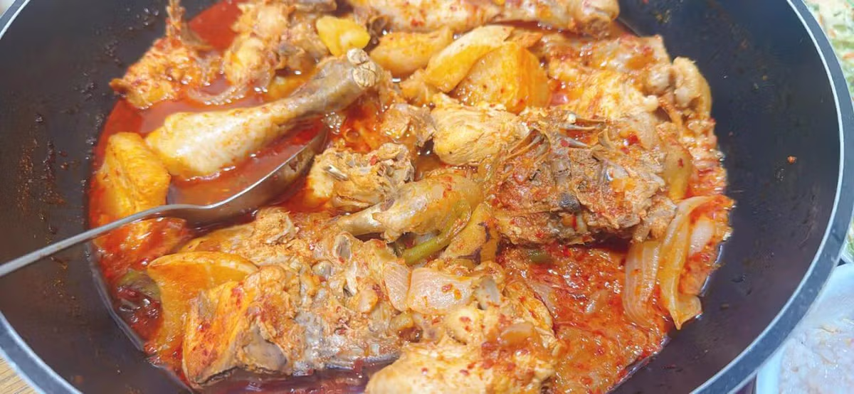 텃밭일하고 먹는 닭도리탕~ - 밈카세