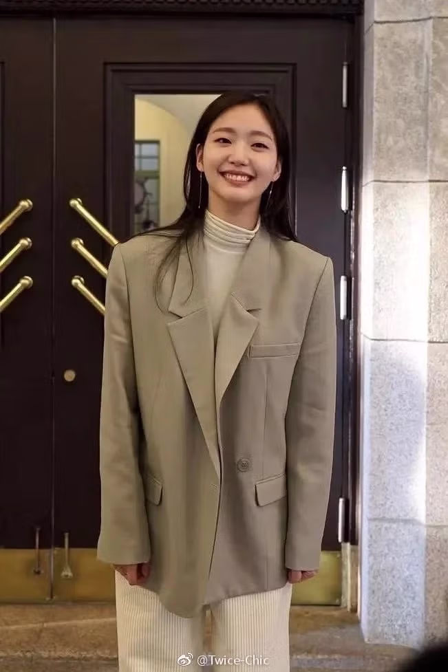 일본 여자들이 지금 트위터에서 부럽다고 하는 것 - 밈카세