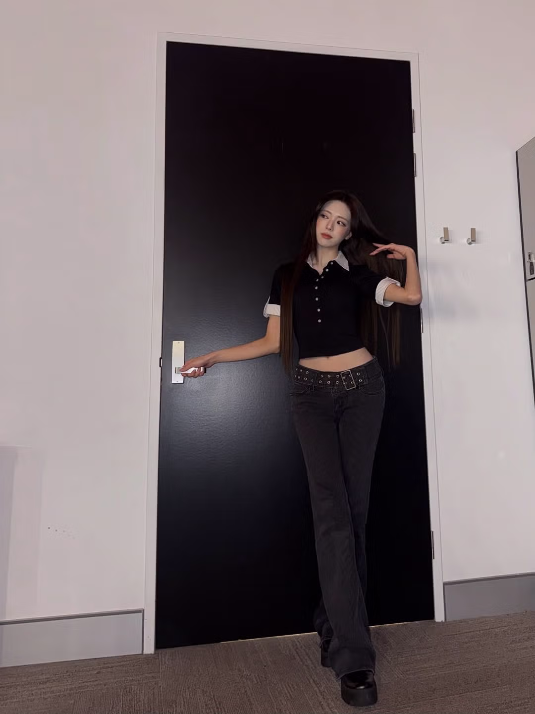 블랙 청바지 ITZY 유나 - 밈카세