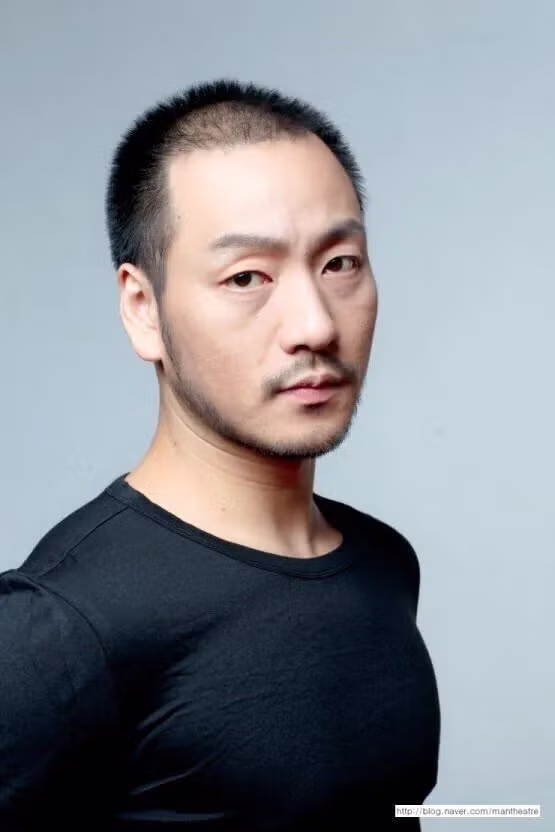 모발이식 후 초대박난 배우.jpg - 밈카세