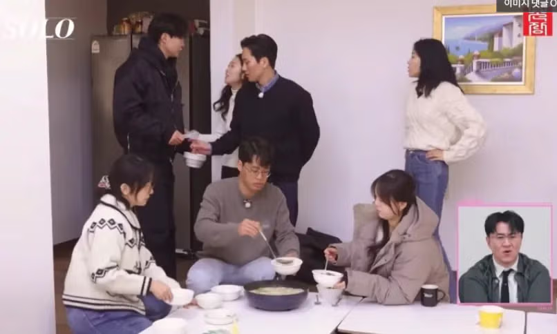 [나는솔로] 뒷담화와 맞먹는수준의 역대급 장면 - 더쿠 인기글 이미지 3 - 밈카세