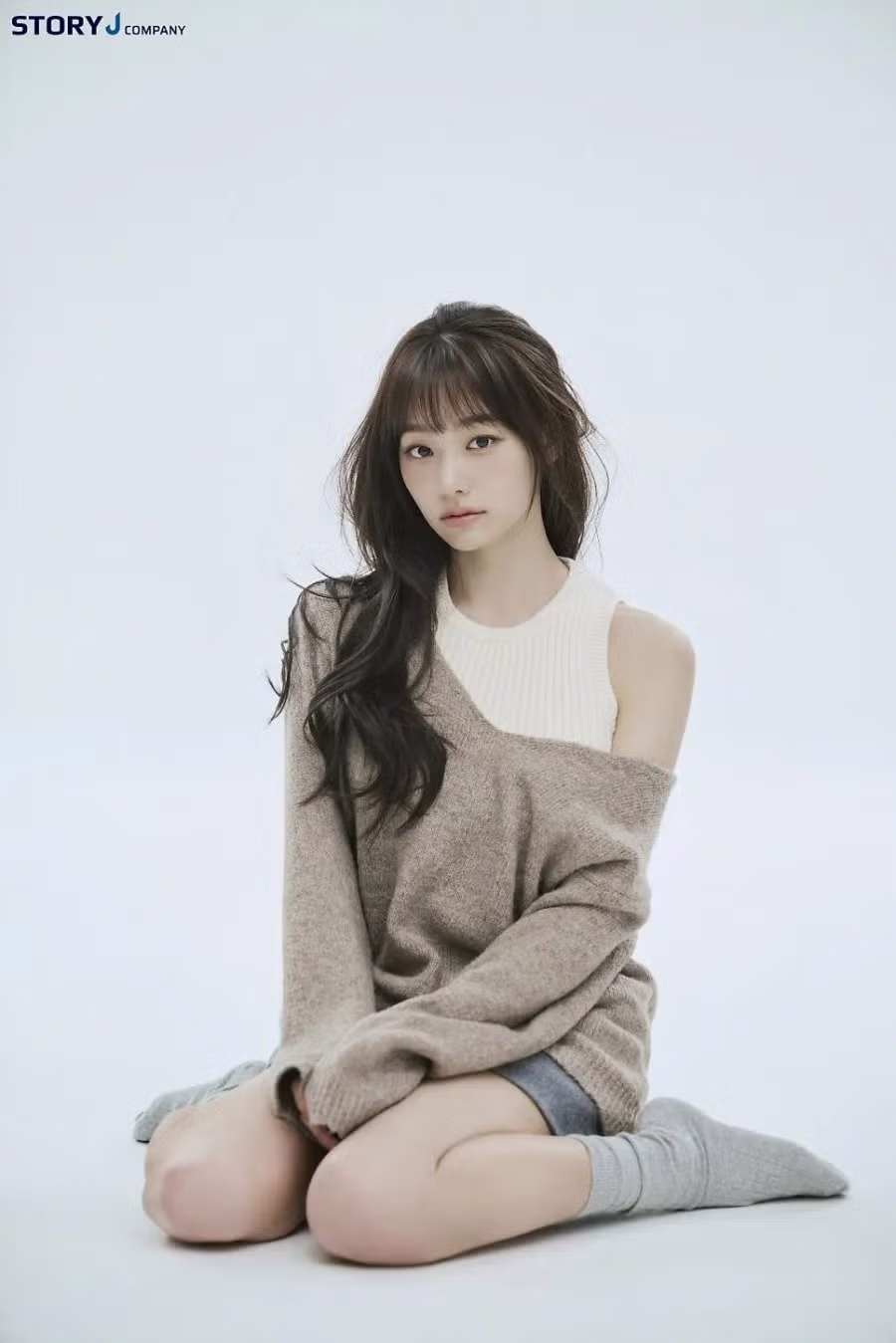 강미나 NEW 프로필 비하인드 포토 - FM코리아 인기글 이미지 3 - 밈카세