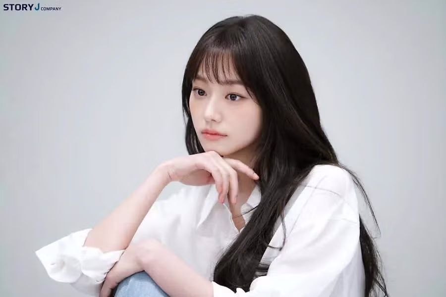 강미나 NEW 프로필 비하인드 포토 - FM코리아 인기글 이미지 9 - 밈카세