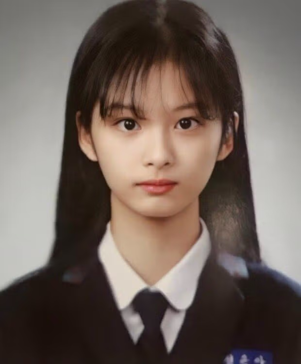 엔믹스 설윤의 성장 과정 - 개드립 인기글 이미지 10 - 밈카세