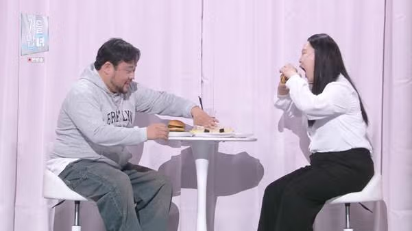 소개팅 남자의 말을 들은 후 어떤 여자의 행동.jpg - 와이고수 인기글 이미지 2 - 밈카세