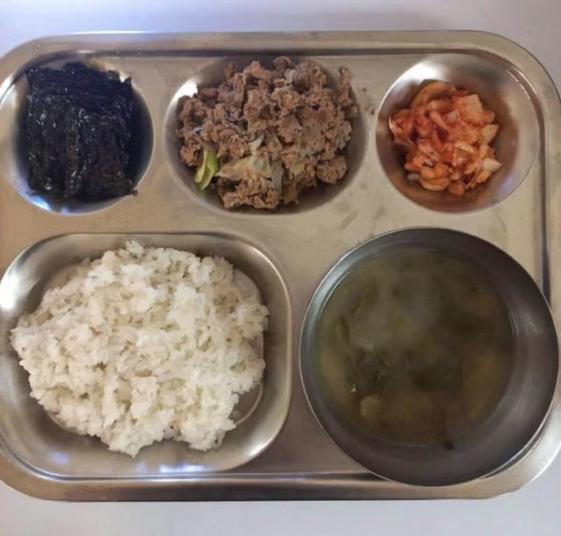 어린이집 점심 식단 논란 - 인스티즈 인기글 이미지 2 - 밈카세