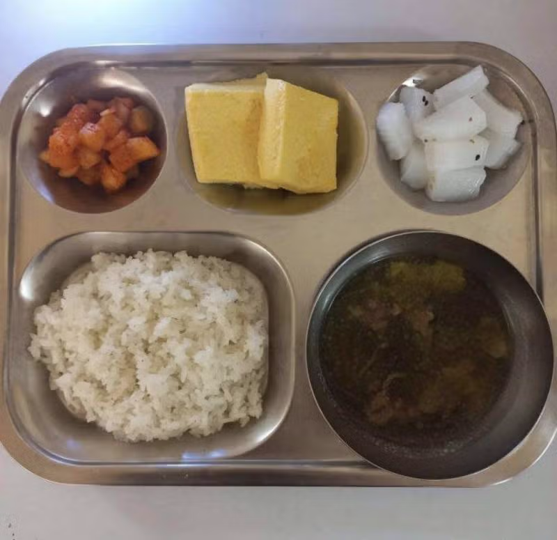 어린이집 점심 식단 논란 - 인스티즈 인기글 이미지 3 - 밈카세