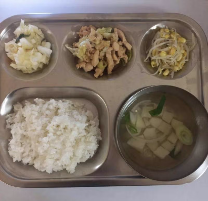 어린이집 점심 식단 논란 - 인스티즈 인기글 이미지 4 - 밈카세
