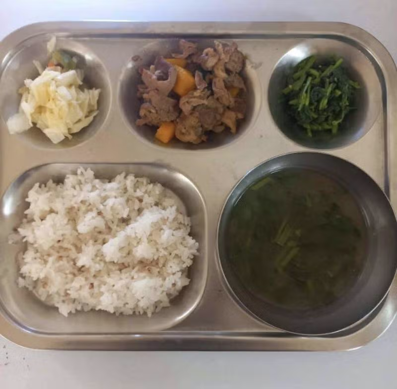 어린이집 점심 식단 논란 - 인스티즈 인기글 이미지 5 - 밈카세